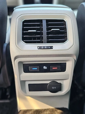 Volkswagen Tiguan 2.0 TDI Carat BlueMotion Distribuție schimbată Garanție Istoric reprezentanță - imagine 10