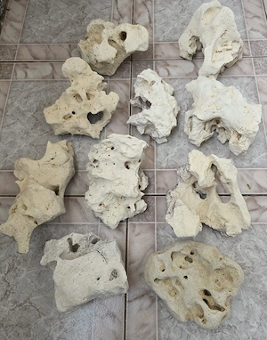 Pietre calcaroase pentru acvariu