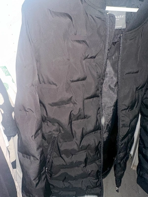 Geaca pufata neagra L - Noua