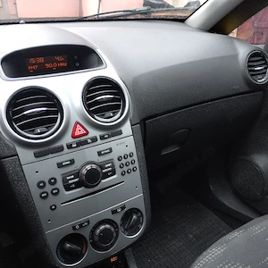 Opel Corsa - imagine 3