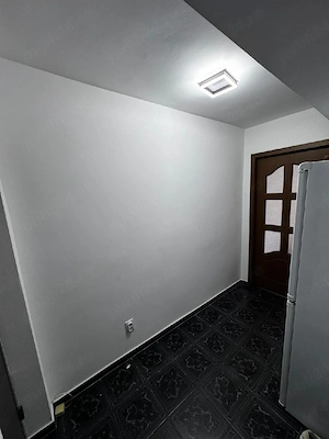 Apartament 2 camere+ balcon  - imagine 5