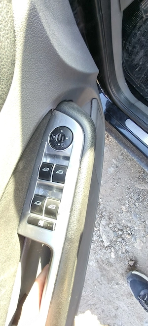 ford focus 1.6 benzina - imagine 7