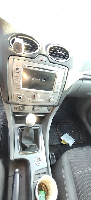 ford focus 1.6 benzina - imagine 3