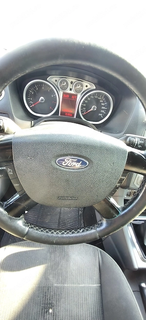 ford focus 1.6 benzina - imagine 6