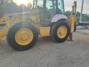 Buldoexcavator Komatsu 93S, an 2014, AC, antibalans - imagine 3