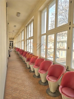 SPATIU COMERCIAL | ULTRACENTRAL | 1066 MP UTIL | ORADEA - imagine 10