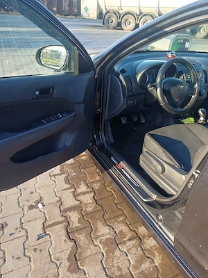 Vind Hyundai i30 - imagine 5