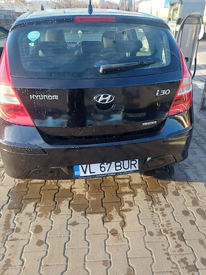Hyundai i30 1,6 crdi 2012 - imagine 4