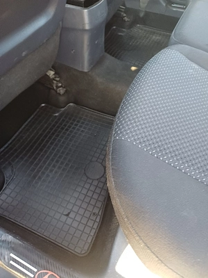 Hyundai i30 1,6 crdi 2012 - imagine 2