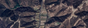 Teren agricol Ezeriș, 3000 mp, la șosea, cu pomi - imagine 3