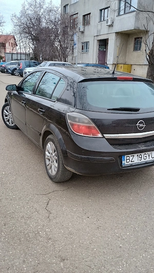 Opel Astra H  - imagine 2