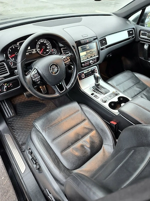 VW Touareg, 2014, 245 CP, - imagine 3