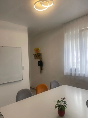 Garsonieră de vânzare ideală pentru locuință sau birou-Strada Aluminei Oradea - imagine 2