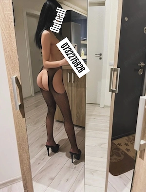 Rebeca Outcall ! - imagine 1