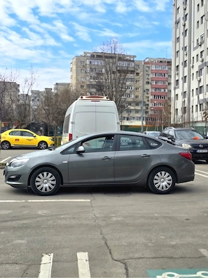 Opel Astra J 2019 - imagine 2