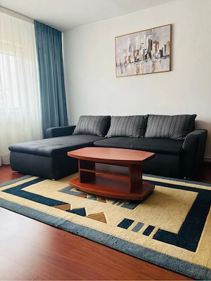 Ap 2 camere cu loc de parcare