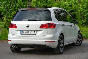 Volkswagen Golf 7 PLUS Sportsvan 1.6 TDI 150 CP - imagine 4