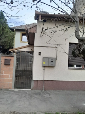 Casa cu etaj de inchiriat, in Timisoara, zona Fratelia, la 4,3 km de centru