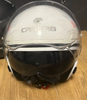 Casca CABERG (ochelari de soare integrati) - imagine 3