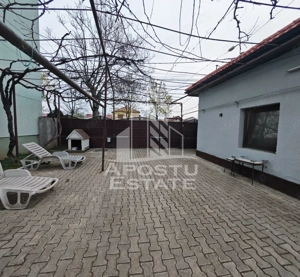 Casa individuala de vanzare, cu 4 camere si 2 garaje, zona Lipovei - imagine 7