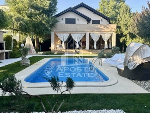 Casa impresionanta cu 5 camere si garaj, la intrare in Dumbravita