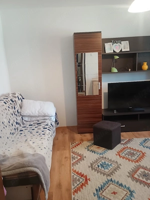 Garsoniera de închiriat 