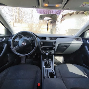 Vand Skoda Octavia, 2019, 1.6 Diesel - imagine 6