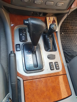 Vând Toyota Land Cruiser 100 autoutilitara 2002 - imagine 3