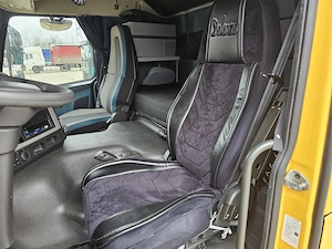 Vand Volvo FM si cisterna bitum Kassbohrer 2020 - imagine 7