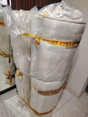 vănd saltea nouă