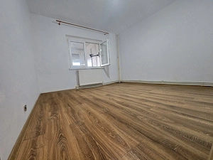 Ap. 2 cam cf I dec, zona Calarasi 4 parter - imagine 5