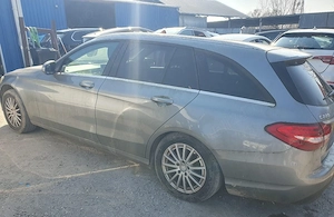 Dezmembrez Mercedes W205/S205 combi 2.2d 2014 - imagine 4