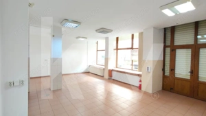 SPATIU COMERCIAL DE INCHIRIAT VALEA AURIE 102 mp