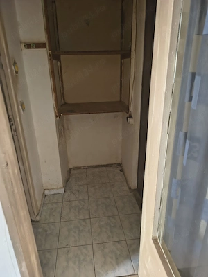 Garsoniera de vânzare 