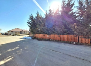 De Vanzare Casa  cu 4 camere  zona Tunari