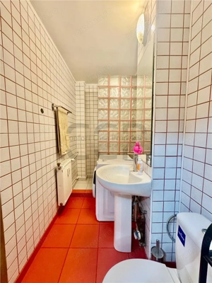 Unirii - Nerva Traian - 10 minute metrou - imagine 5