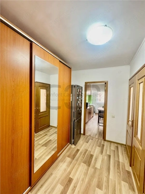 Unirii - Nerva Traian - 10 minute metrou - imagine 4