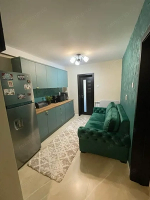 Apartament lux , mobilat ,3 camere, 70 mp utili, zona scoala 32 Craiovita noua  - imagine 8