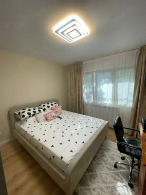 Apartament lux , mobilat ,3 camere, 70 mp utili, zona scoala 32 Craiovita noua  - imagine 5