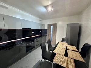 Apartament de închiriat – 3 camere, zona Centrală - imagine 6