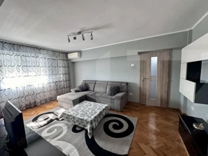 Apartament de închiriat – 3 camere, zona Centrală