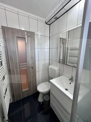 Apartament de închiriat – 3 camere, zona Centrală - imagine 9