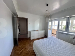 Apartament de închiriat – 3 camere, zona Centrală - imagine 4