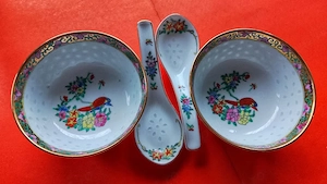 Set Porțelan Jingdezhen "Rice Grain" - 2 Boluri + 2 Linguri - Pictat Manual