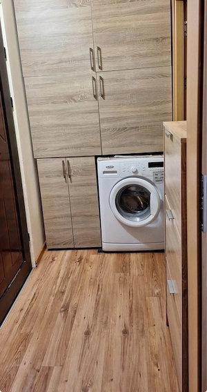 Inchiriez garsoniera zona OMV Bl Milea Sibiu - imagine 5