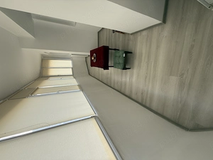 Proprietar închiriez apartament 4 camere decomandat. Prima închiriere - imagine 8