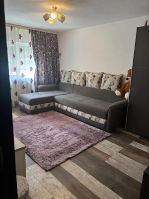 Apartament 2 camere de vânzare, et 3, zona ostroveni Rm Vâlcea 