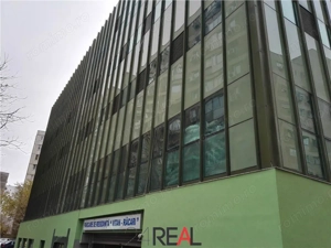 Vanzare cladire pe etaje - pretabil clinica, spital