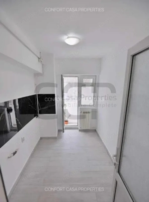 Bulevardul Decebal, stradal, RENOVAT RECENT,metrou Piata Muncii