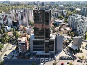 Riverside Tower - spatii langa metrou cu preturi de la 9 EUR + TVA
